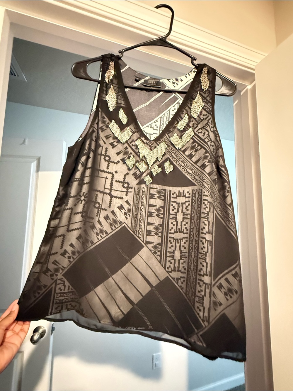 Guess Black and Gray Geometric Print V-Neck Sleeveless Camisole